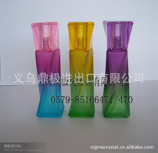 供應(yīng)HX172蒙砂四方蓋-15ml蒙砂香水瓶  玻璃香水瓶 分裝瓶批發(fā)