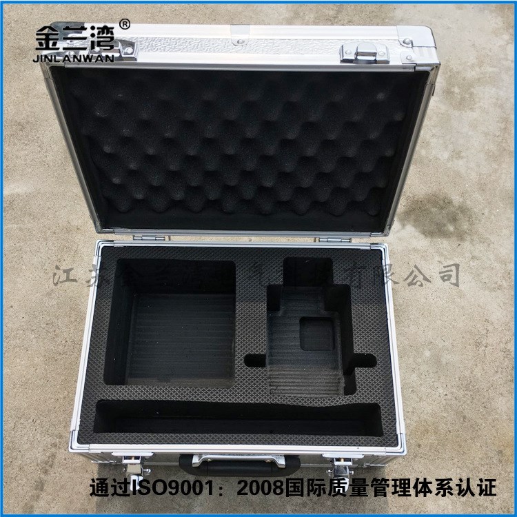 金蘭灣定做鋁合金儀器儀表箱工具箱精密儀器箱內膽挖槽海綿箱