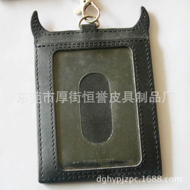 供應(yīng)真牛皮牌 仿皮皮牌  皮革拉片 皮革鑰匙扣  五金皮標(biāo) 皮紐扣