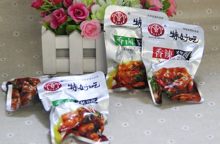 特好吃香辣卤猪蹄 独立小包 散装称重 一包五斤 休闲食品批发