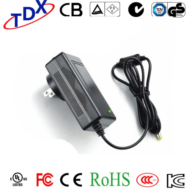 36V1A插墻式電源 36V1A壁掛式適配器 36V1A墻上型開關(guān)電源適配器