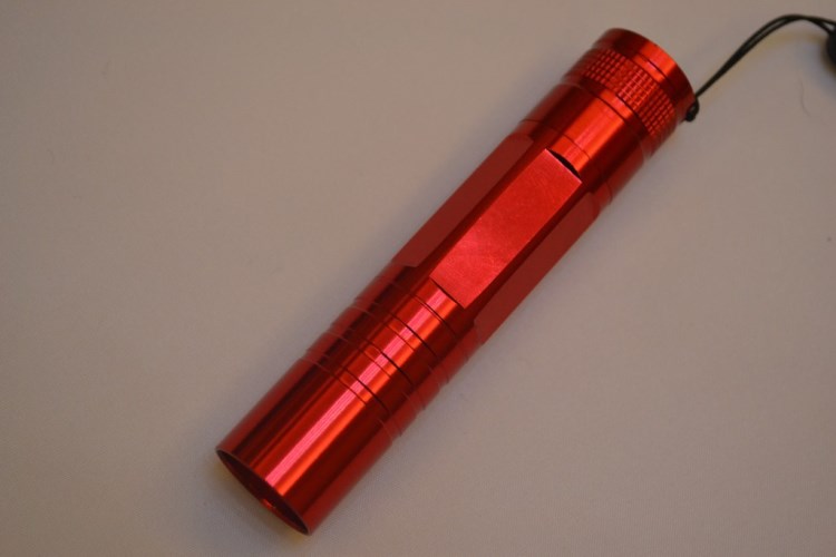 YOJA永佳用1節(jié)5號AA電池的鋁合金高亮禮品口袋拎包1LED小手電筒