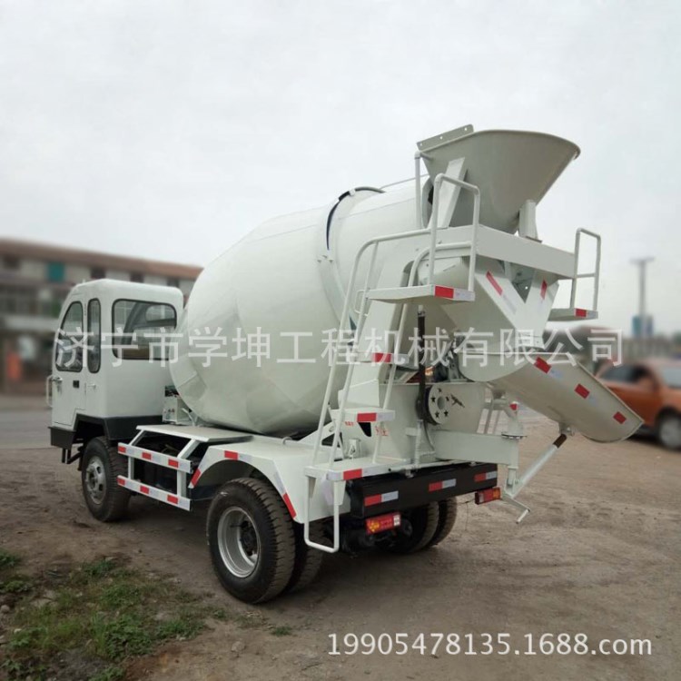 現(xiàn)貨銷售 農(nóng)用三輪車罐車 小型罐車
