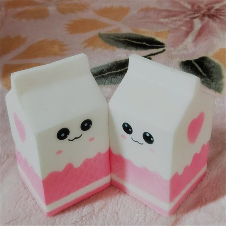 squishy廠家直銷產(chǎn)品 pu慢回彈玩具捏捏樂減壓玩具仿真牛奶盒擺件