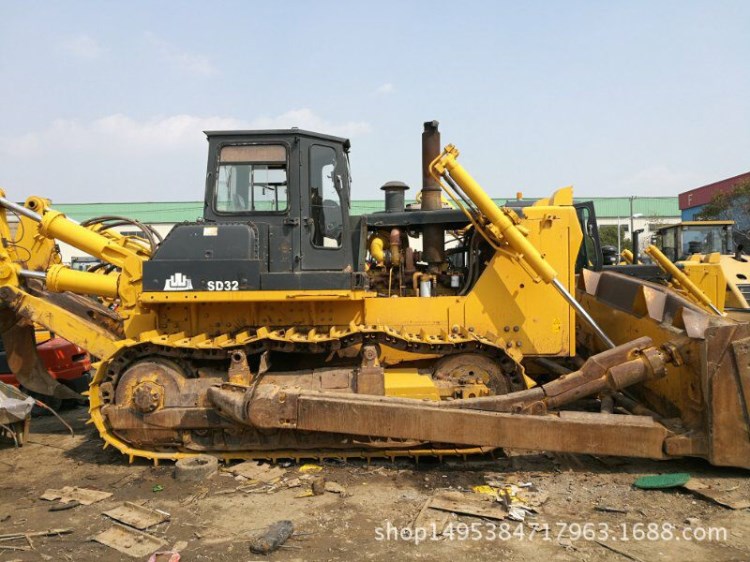 二手推土機(jī)出售.160、165、220、320、420等型號(hào).