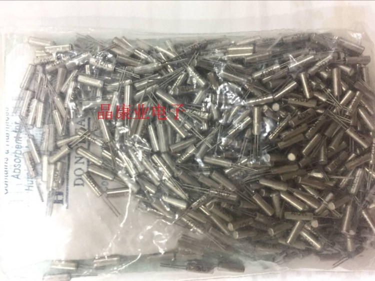 柱晶40K 2*6 圓柱 40KHZ 40.000KHZ 無源直插 石英晶振 JU206