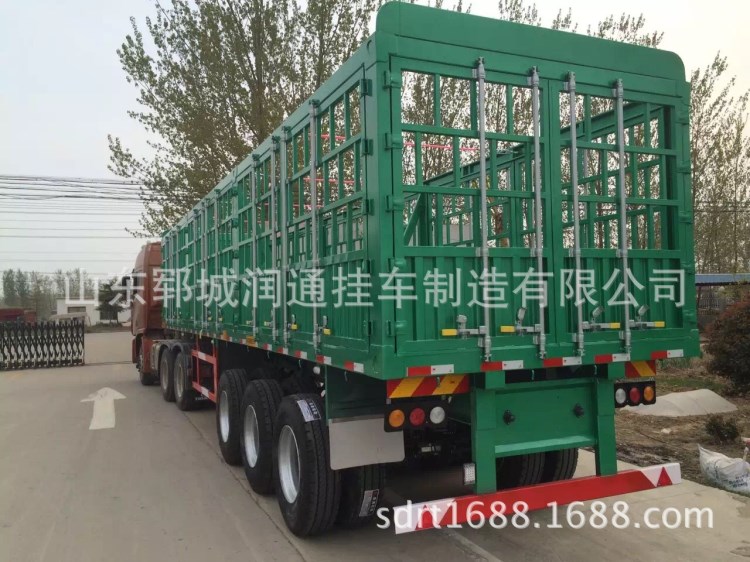 供應(yīng)13米倉柵式半掛車-三橋倉柵式運輸半掛車圖片,三橋倉柵車