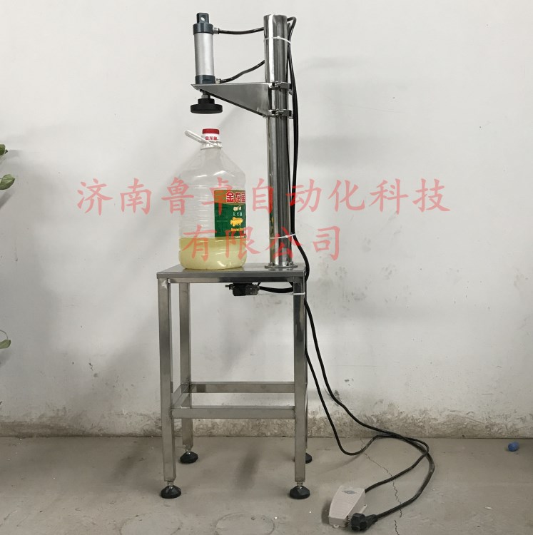 魯卓半自動氣動壓蓋機 食用油桶壓蓋封口機 塑料桶壓蓋機