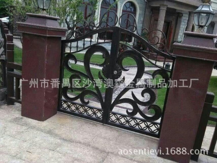 廠家訂做歐式簡約庭院鐵藝平開鐵門 電子自動別墅大門遙控大鐵門