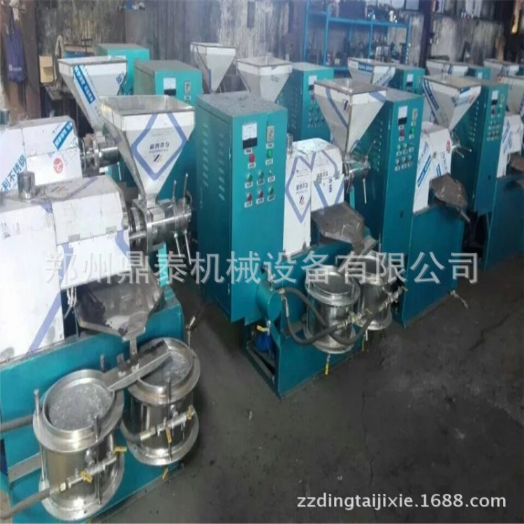 鼎泰供應(yīng)食用油榨油機(jī)糧油設(shè)備 菜籽榨油機(jī) 新型螺旋榨油機(jī)