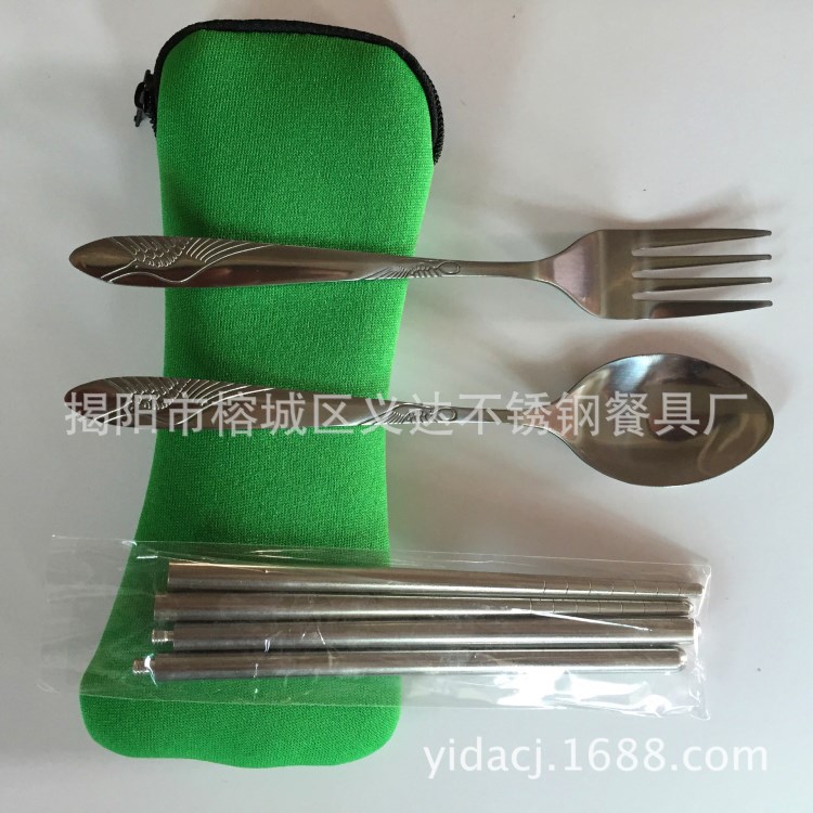 供應不銹鋼禮品餐具 塑料柄刀叉勺 便攜餐具小枕形包三件套