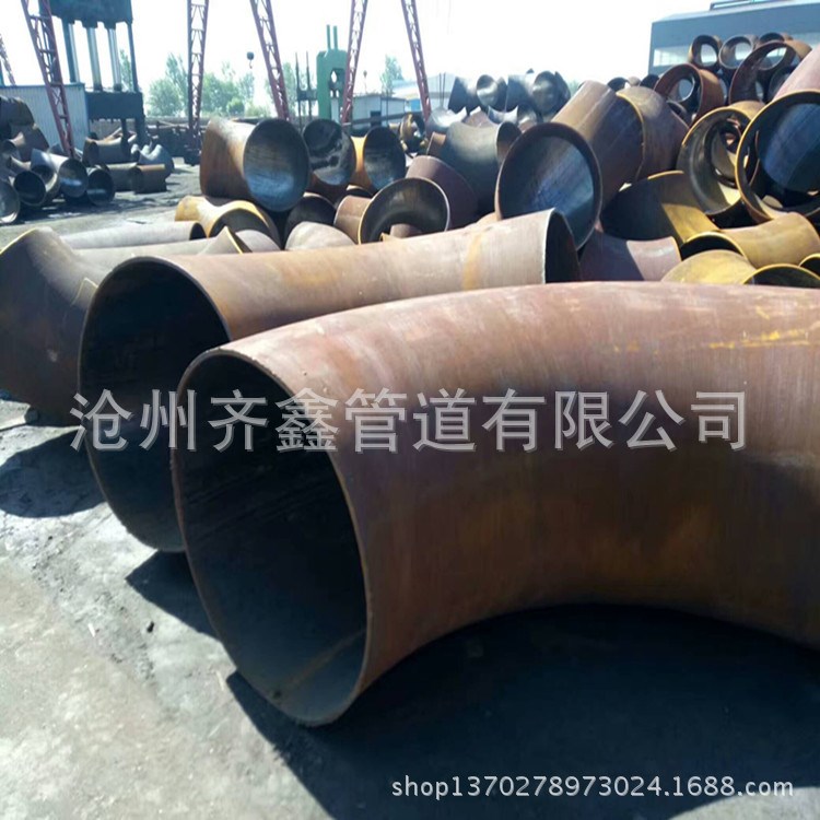 碳鋼廠家供應無縫彎頭 45度彎頭 無縫三通 等徑三通-滄州齊鑫