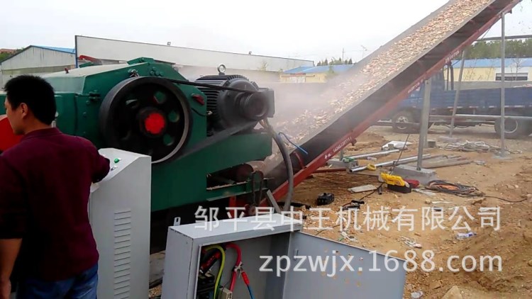 削片機價格   耐用的218B模板破碎機   木片機   山東木片機