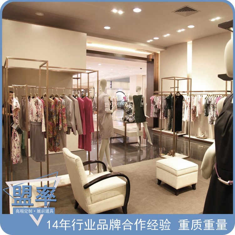 女装展示柜 服装店陈列架 品牌店陈列柜 全店设计装修