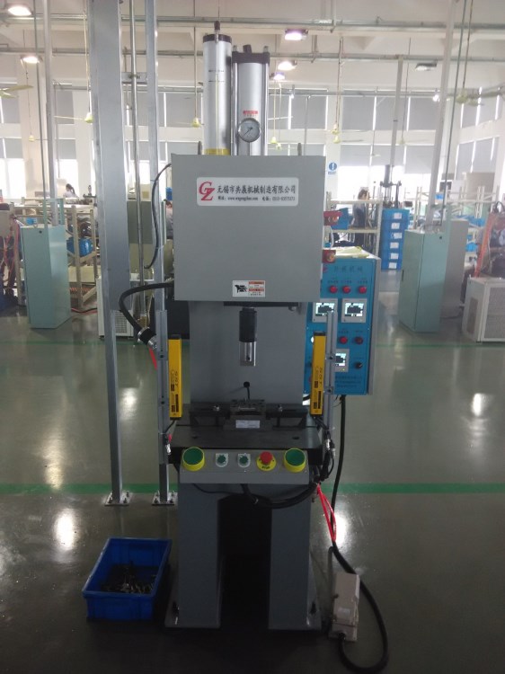 廠家生產(chǎn) 氣液增壓機(jī)  氣壓機(jī)  氣液增壓機(jī)價(jià)格優(yōu)惠