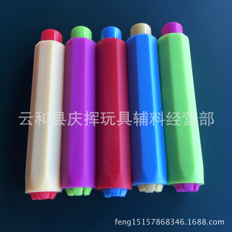 低價(jià)直銷 學(xué)校專用無毒無味廠家直銷粉筆套 塑料粉筆夾不臟手
