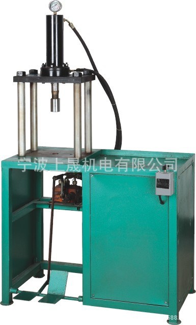 經(jīng)濟(jì)型8T型 四柱腳控液壓機(jī) 油壓機(jī)