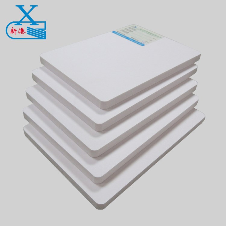 來樣訂制18mmPVC結(jié)皮板PVC發(fā)泡板pvc浴室柜板材 建筑裝修材料