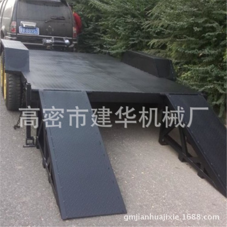 廠家生產(chǎn) 3噸收割機拖車 半掛裝卸液壓拖車 廂式拖車定制批發(fā)