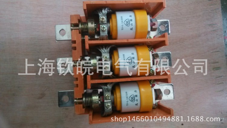 真空接觸器CKJ5Y-250/1.14KV永磁真空接觸器CJK5-250/1140V-YS