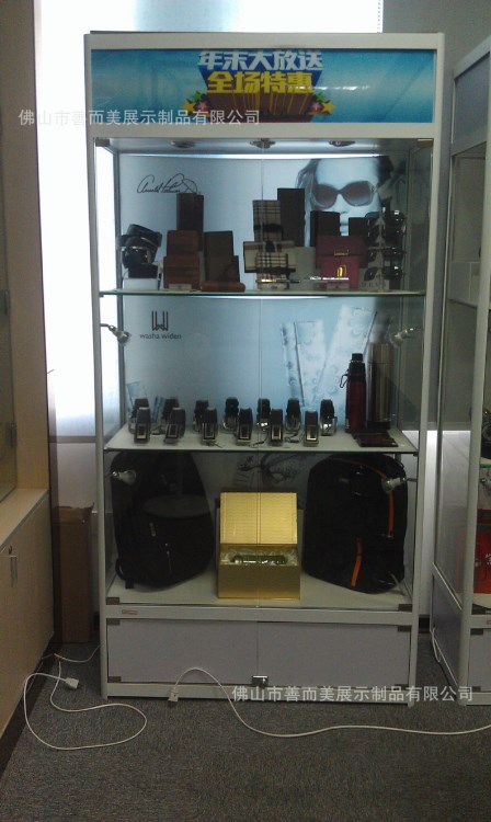 【工廠直銷】大量批發定制 鈦合金展柜 精品展示架 鋁材展示柜