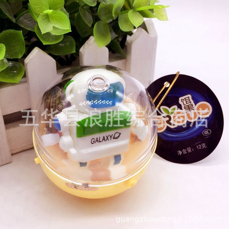 批發(fā)休閑食品餌果玩具糖（機(jī)器人家族）12g*18個/盒