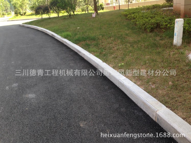 湖北大型石材廠家  青石路沿石路牙石  市政道路  生產(chǎn)批發(fā)