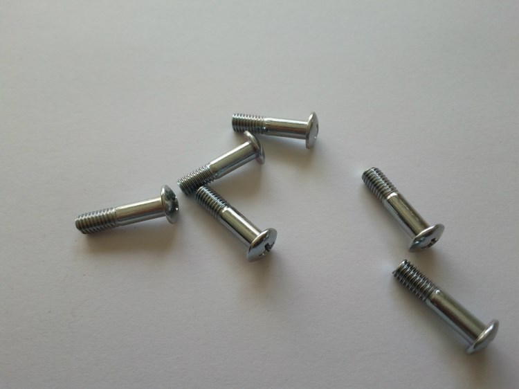 廠家直銷 十字扁頭半牙螺桿 M5*20 牙長(zhǎng)9mm