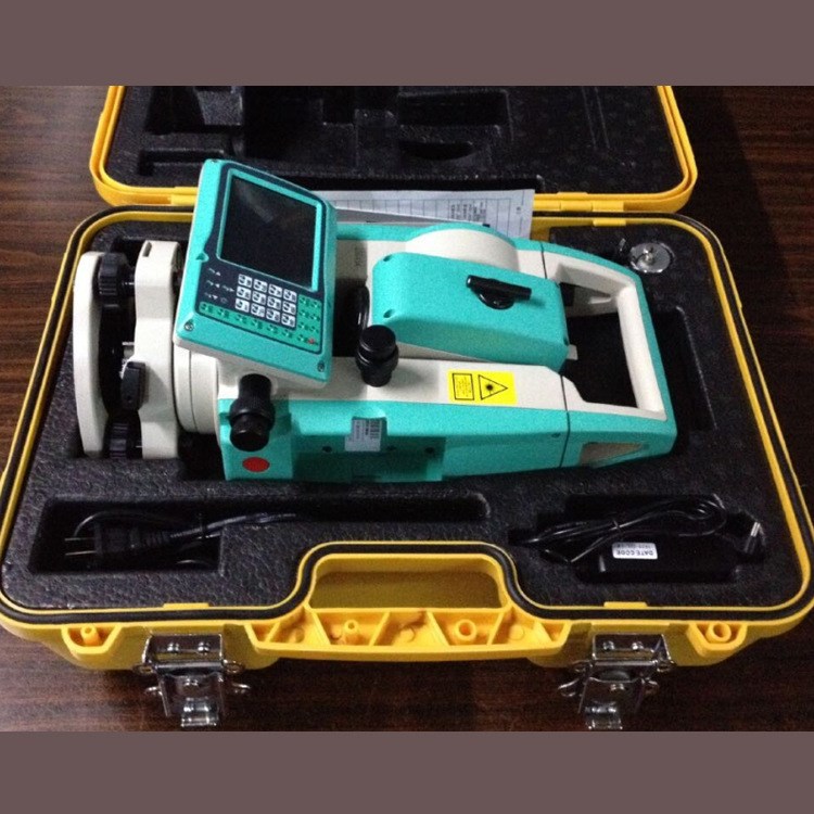 RTS-822R4X免棱鏡400米國產(chǎn)全站儀