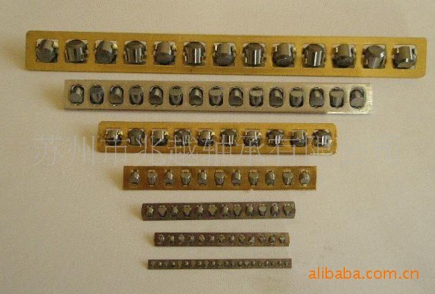 交叉導(dǎo)軌 交叉滾子導(dǎo)軌 滾柱保持架 V型導(dǎo)軌 交叉滾柱導(dǎo)軌