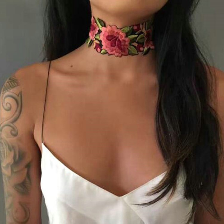 欧美牌子时尚饰品 欧版个性元素 红花刺绣颈链绣花束颈链 choker