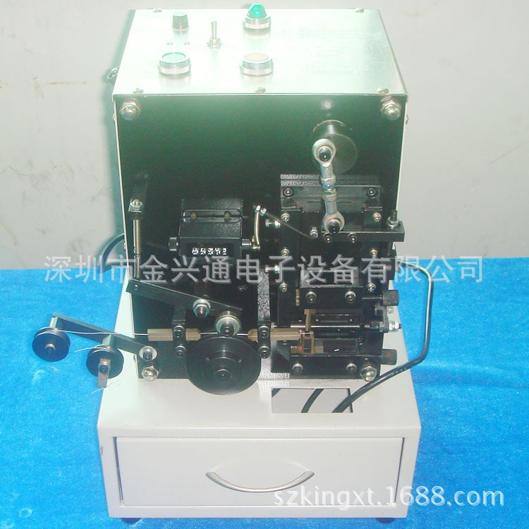 供應(yīng)無廢料跳線成型機,自動路線成型機,銅線加工機,金興通設(shè)備廠
