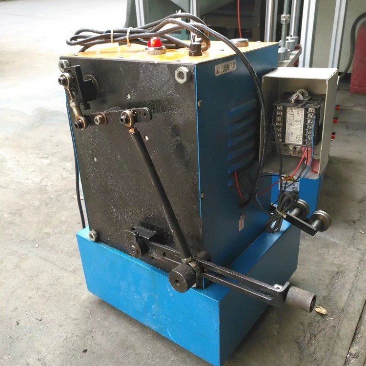 低價銷售二手無廢料跳線成型機