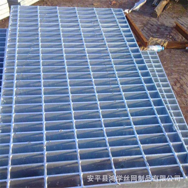 熱鍍鋅鋼格板廠家供應(yīng)罐體平臺(tái)熱鍍鋅鋼格板@山東熱鍍鋅格柵規(guī)格