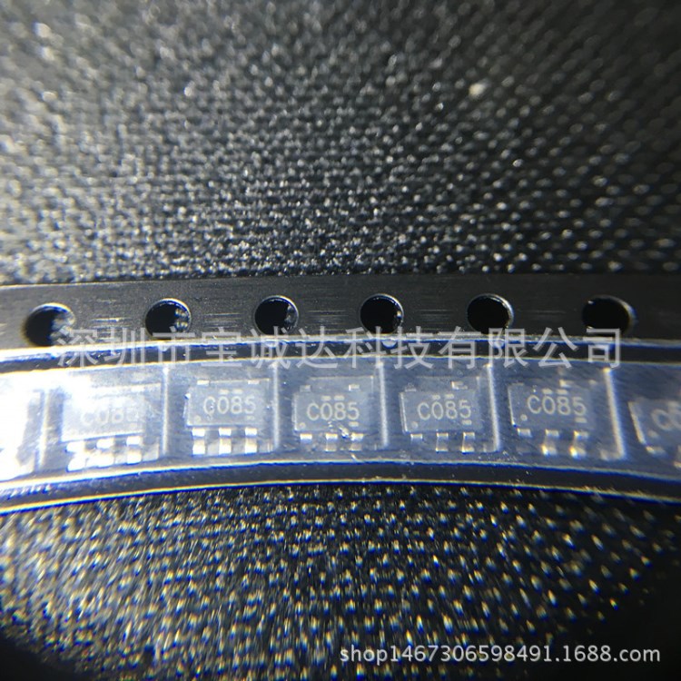 SN74LVC1G08DBVR 原裝 SOT23 柵極和逆變芯片