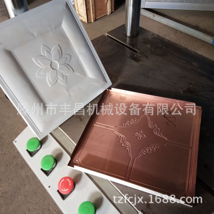 集成吊頂生產設備 集成吊頂壓花紋機 三維扣板機