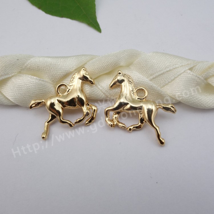 DIY手工飾品配件黃銅電鍍奔馬掛件 14*22MM項(xiàng)鏈動(dòng)物吊墜廠家批發(fā)