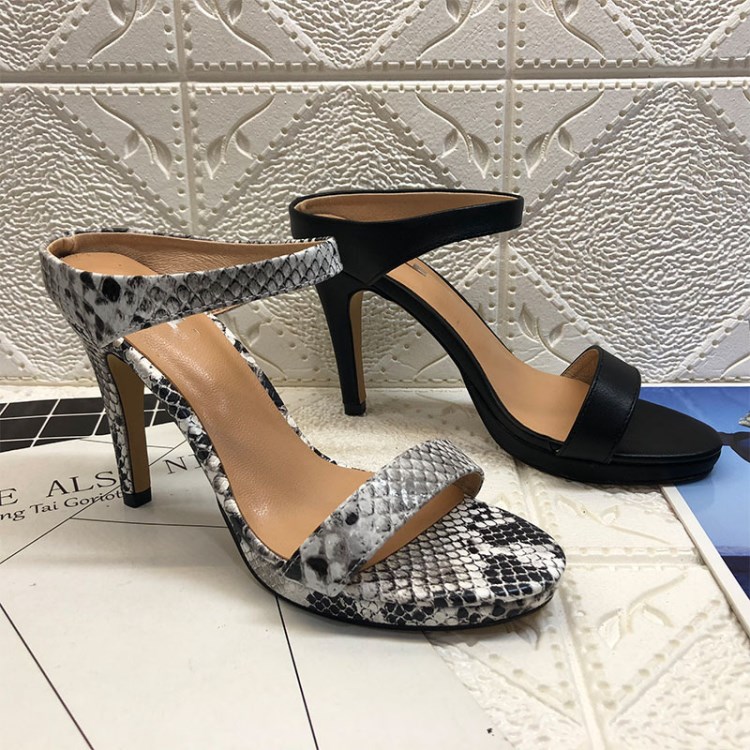 品牌撤柜真皮斷碼清倉(cāng)女鞋18春季新款高跟蛇紋拖鞋涼鞋BQJ36