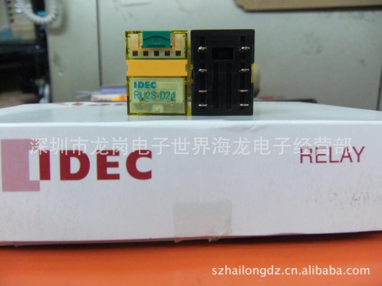 原裝日本 IDEC 和泉 RU2S-D24 快速自鎖按鈕小八腳中間繼電器