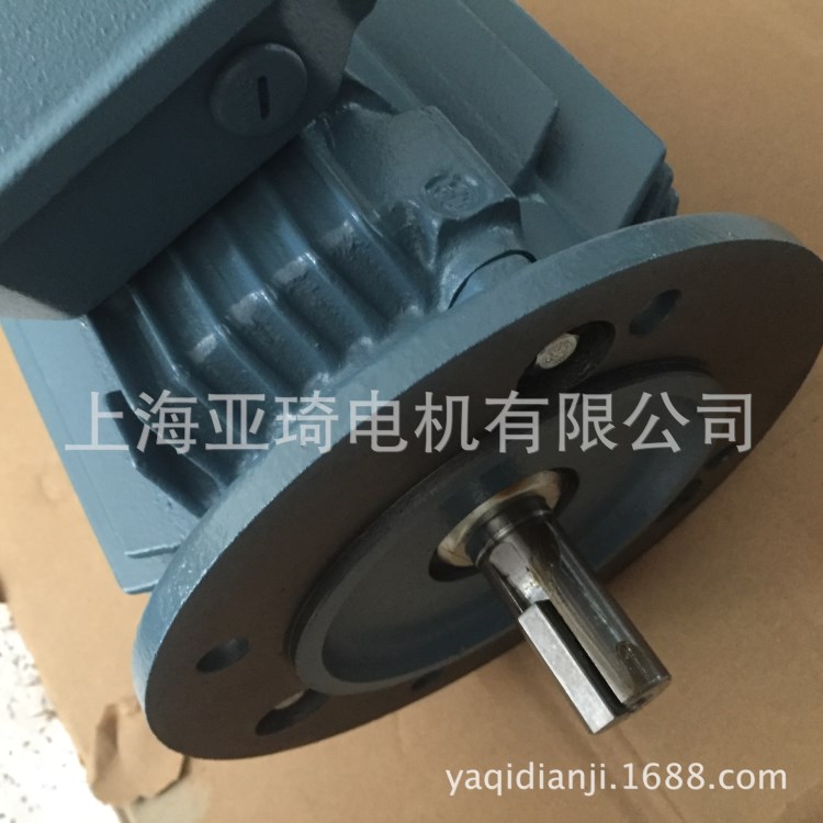 ABB標(biāo)準(zhǔn)電機(jī)M2BAX系列能效標(biāo)準(zhǔn)3級(jí)