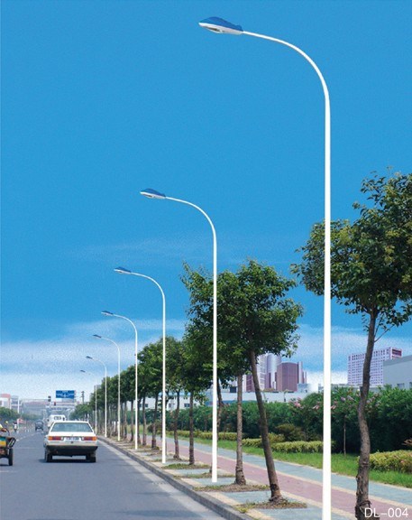 10米自彎臂路燈，大彎臂路燈，簡單大方，便于運輸