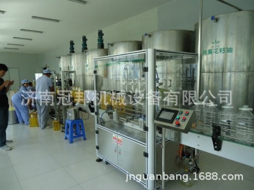 青島食用油灌裝機(jī)  全自動(dòng)4、6頭食用油灌裝機(jī)  活塞式全自動(dòng)灌裝