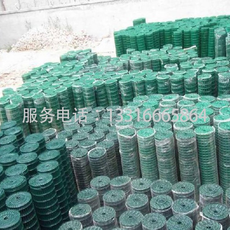 廠家直銷電焊網 護欄網 防盜網 鋼板網等鐵絲網材料紅翔廠家直批