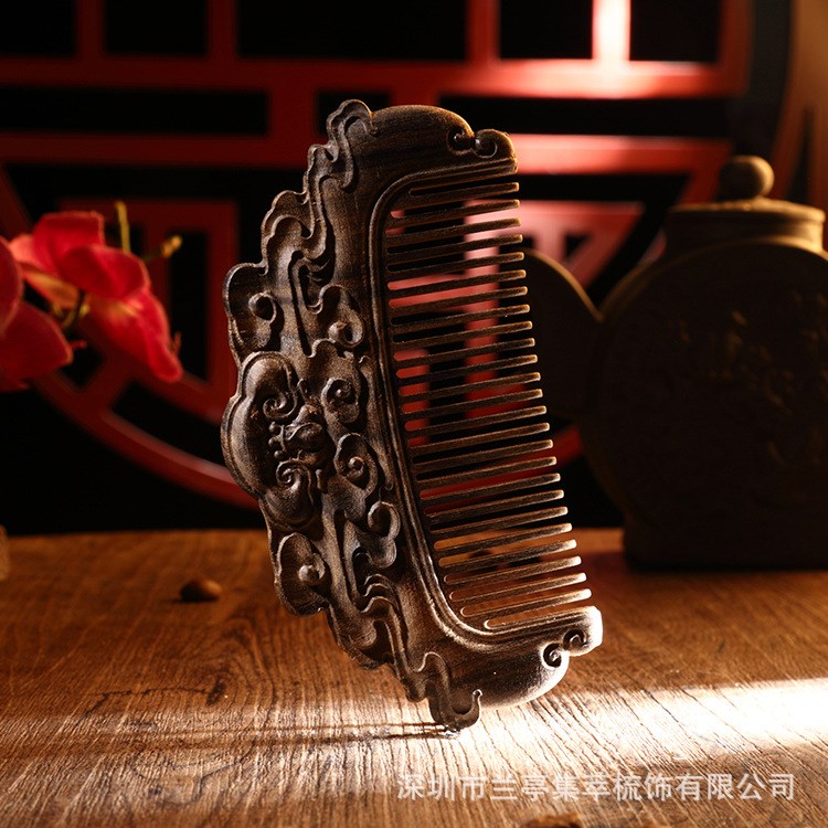 天然木紋沉貴寶 木質梳子 雙面雕花檀木梳加厚按摩梳創(chuàng)意婚慶