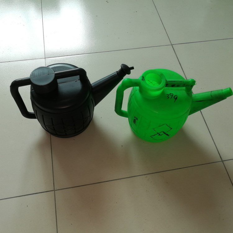 廠家供應液壓吹瓶機 噴壺塑料吹瓶機 可吹塑10升尿素溶液桶吹塑機