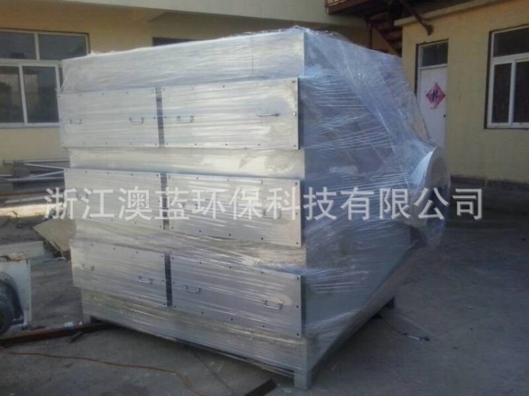 活性炭設備-環保達標 工業活性炭吸附箱-凈化裝置 質量合格