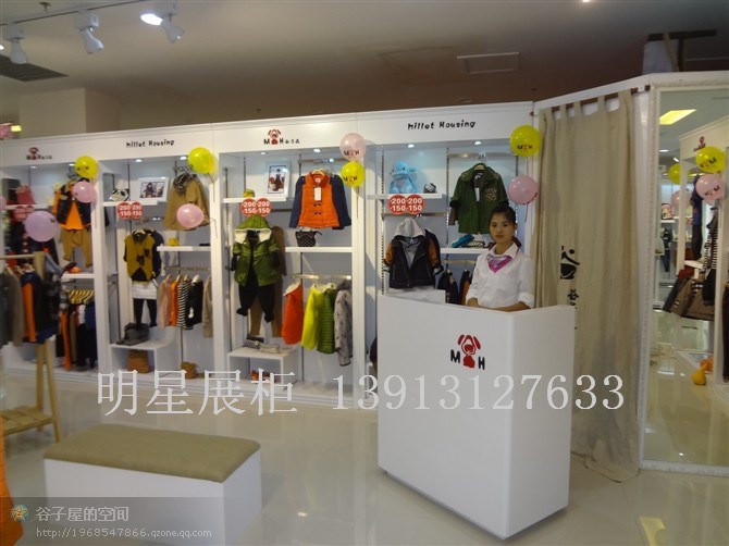 苏州服装展柜台 烤漆展示柜专卖店柜