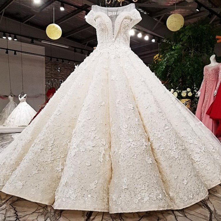 LS64130 2018新款蘇州婚紗奢華一米長拖尾婚紗高端量身定制加工