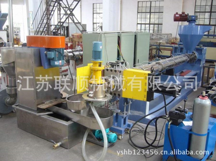 江蘇聯(lián)順PE單螺桿塑料造粒機/薄膜塑膠抽粒機/子母顆粒造粒機