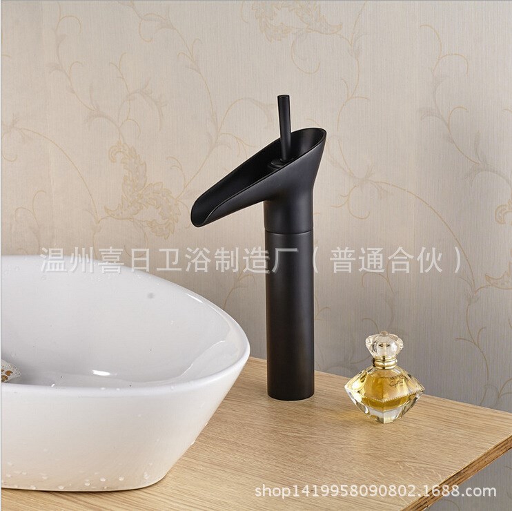 廠家直銷一件代發歐式品質黑色仿古酒杯水龍頭臺上盆黃銅